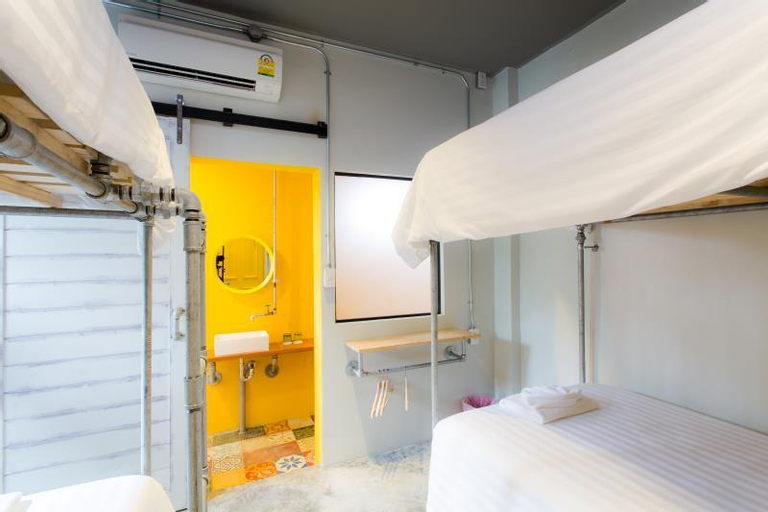 Bedroom 3, bloo Hostel, Phuket Island