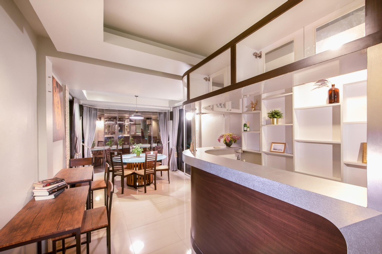Public Area 3, Majestic View Hotel, Thanyaburi