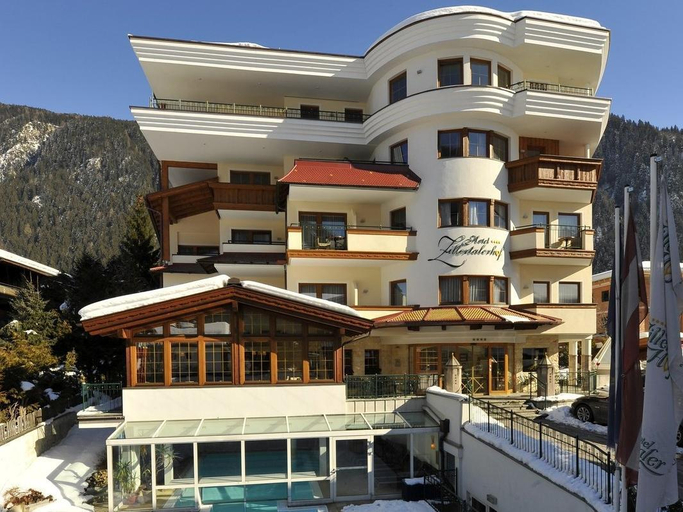 Exterior & Views 2, Hotel Zillertalerhof, Schwaz