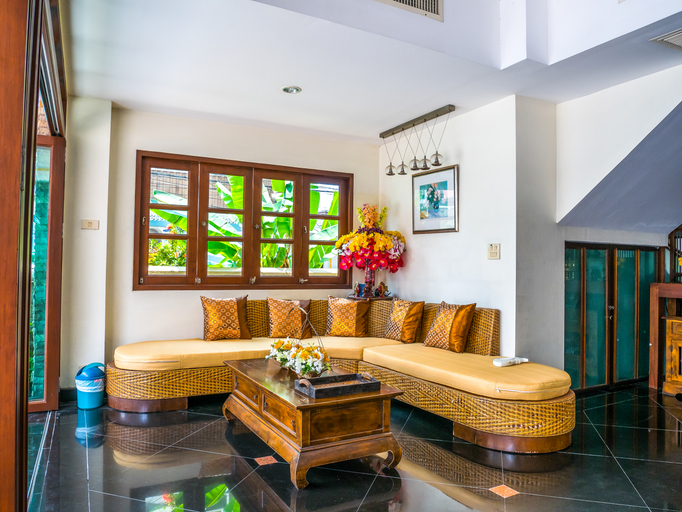 Public Area 5, Chomsin Hua Hin (ชมสินธุ์ หัวหิน), Hua Hin