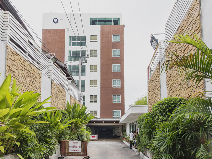 Exterior & Views 2, Sathorn Grace Serviced Residence, Sathorn