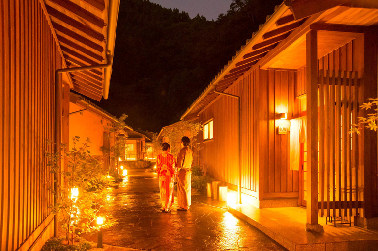 Public Area 3, Yunotani Senkei , Totsukawa