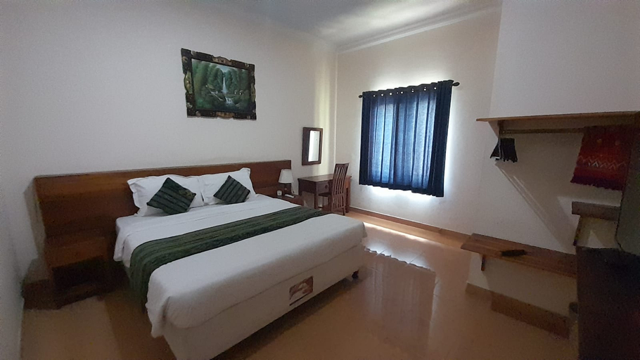 Bedroom 2, Kuta Paradise Hotel, Lombok