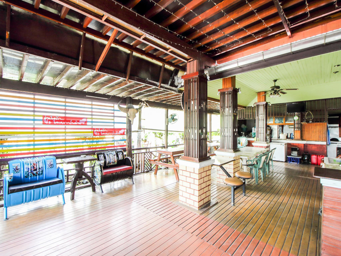 Public Area 2, Thai Garden Resort, Bung Kum