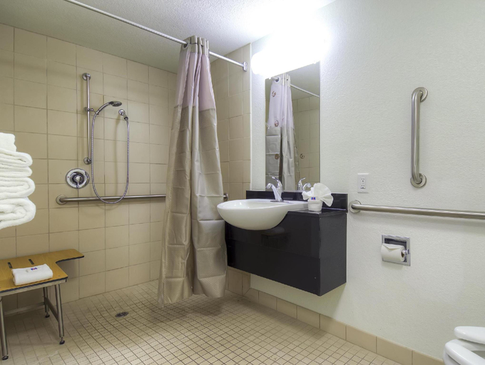 Bathroom 3, Studio 6 Suites Las Vegas, NV - Tropicana, Clark