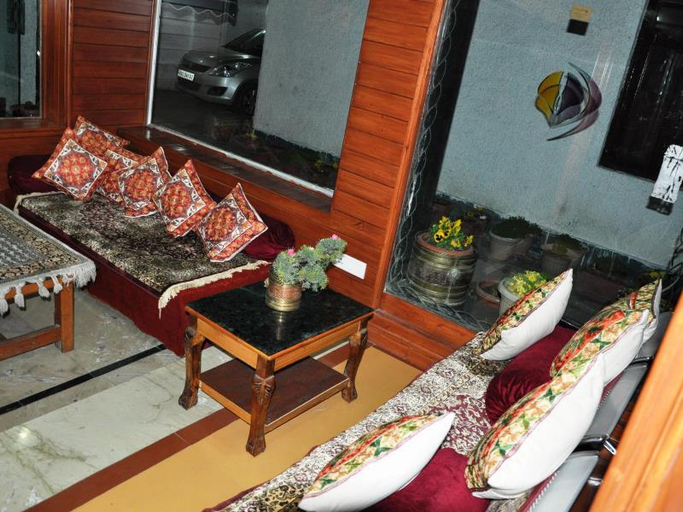 Public Area 3, Hotel SADAF, Srinagar