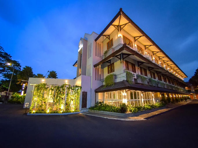 Exterior & Views 1, Nyland Pasteur Hotel, Bandung