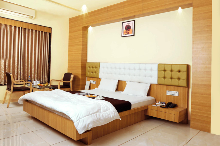 Bedroom 2, Hotel Fun City (Pure Veg), Navsari