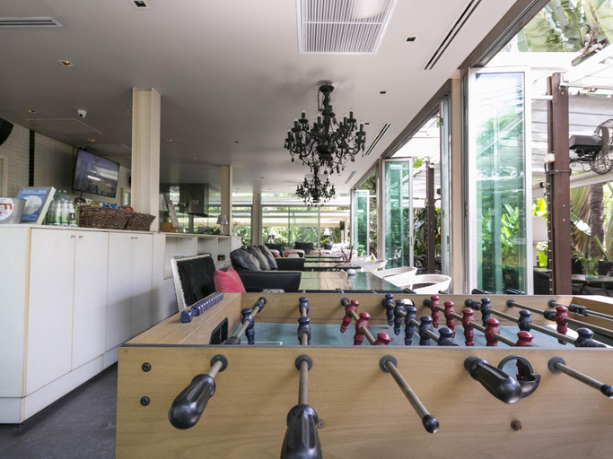 Public Area 2, Refill Now! Hostel, Wattana
