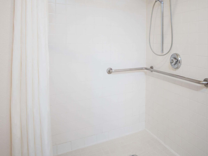 Bathroom 2, Hawthorn Suites by Wyndham Albuquerque, Bernalillo
