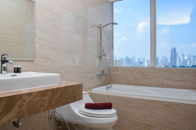Bedroom 4, Nice and Spacious 3BR at Menteng Park Apartment By Travelio, Central Jakarta