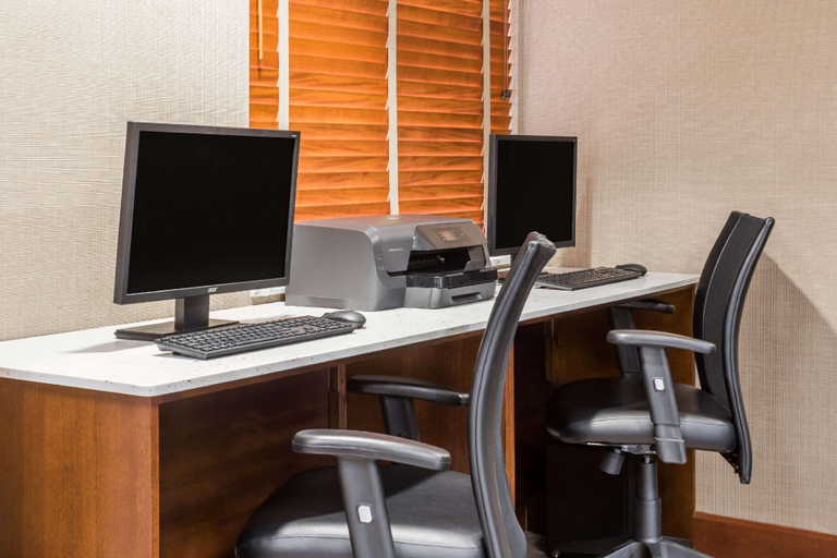 Public Area 2, Hawthorn Suites By Wyndham Naples, Collier