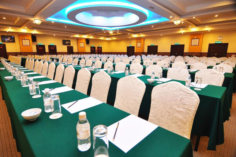 Business Facilities 30
