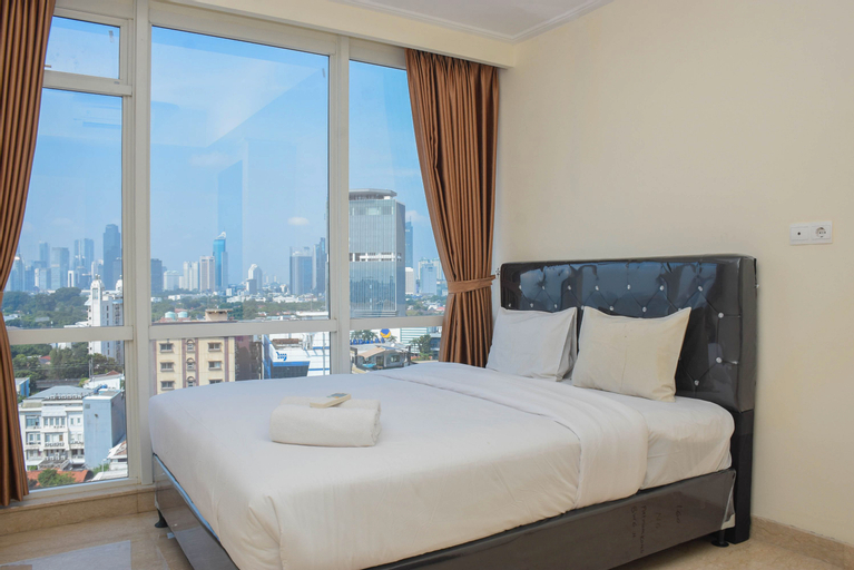 Bedroom 1, Nice and Spacious 3BR at Menteng Park Apartment By Travelio, Central Jakarta