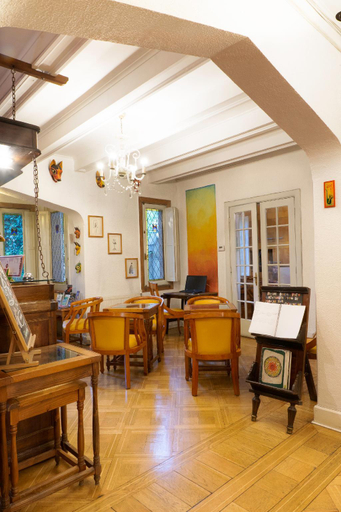 Public Area, Hostal Rio Amazonas, Santiago