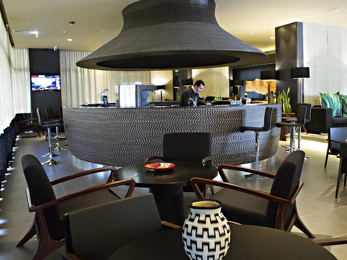 Public Area 4, Movich Buro 26, Santafé de Bogotá