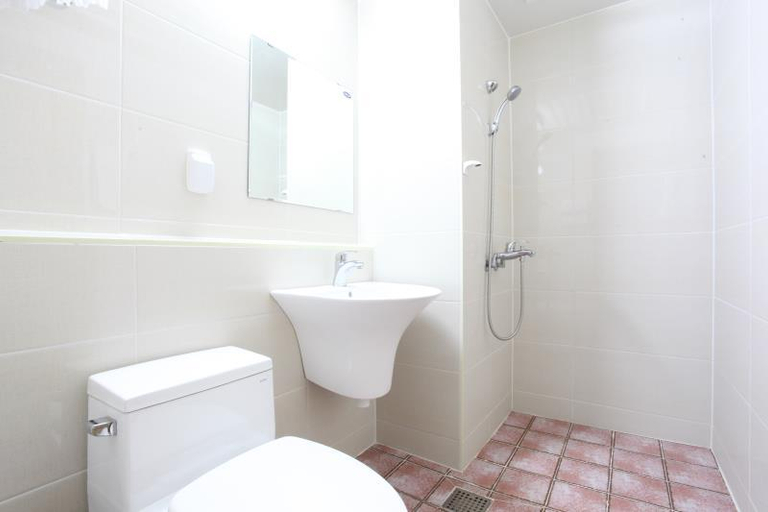 Bathroom 3, Fantastic Ocean View Sydney Hotel, Jeju