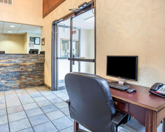 Public Area 2, Quality Inn & Suites Richburg I-77, Chester