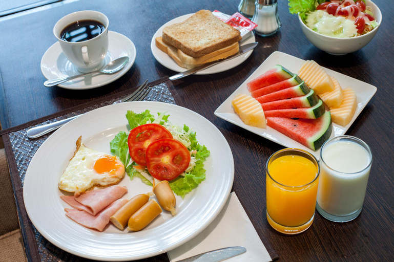 Food & Drinks 6