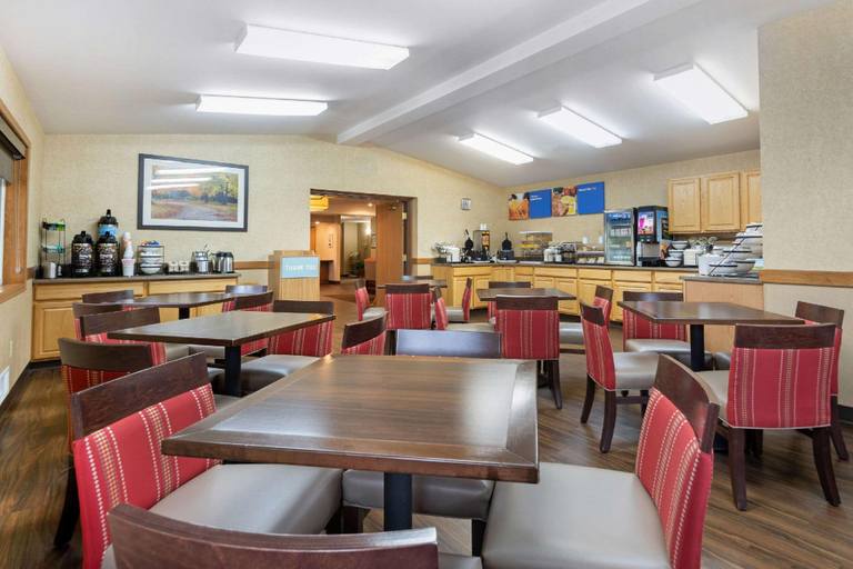 Food & Drinks 5, Comfort Inn Iron Mountain North, Dickinson