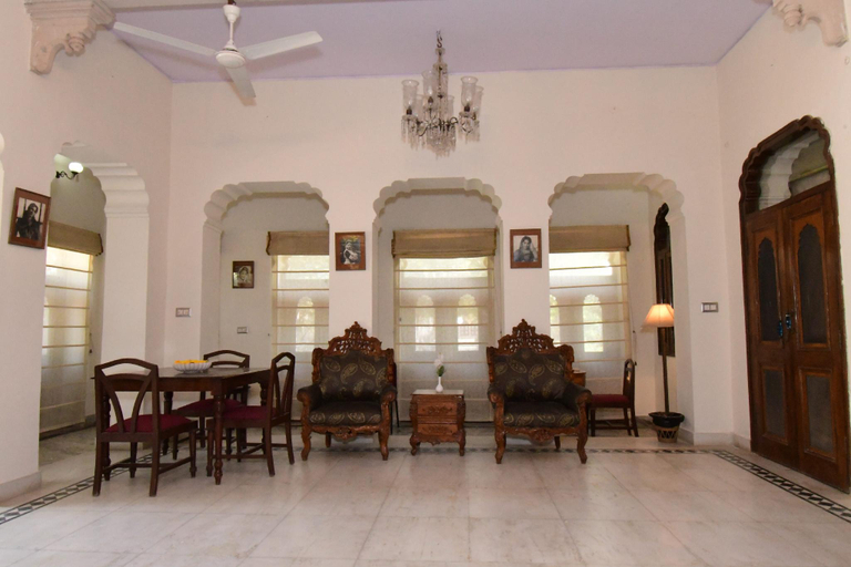Public Area 5, The Bagh, Bharatpur