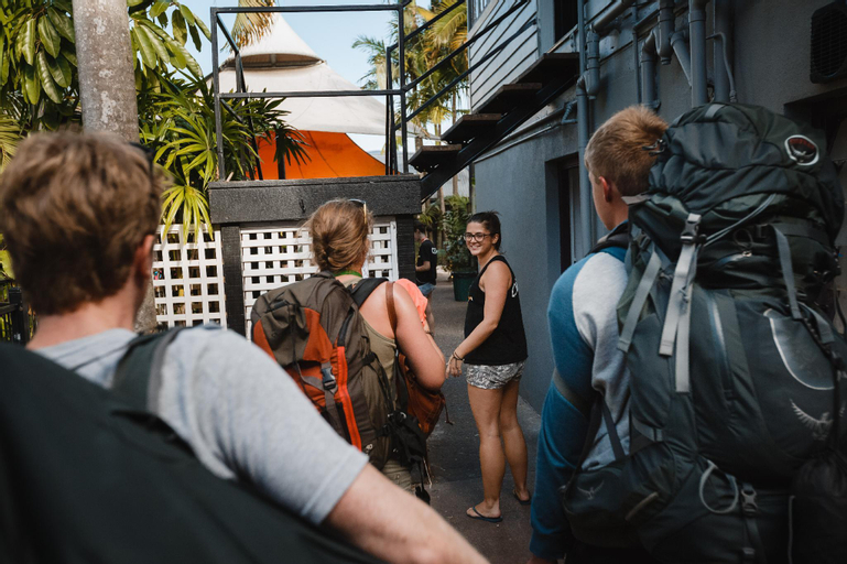 Exterior & Views 2, Mad Monkey Backpackers Central, Cairns