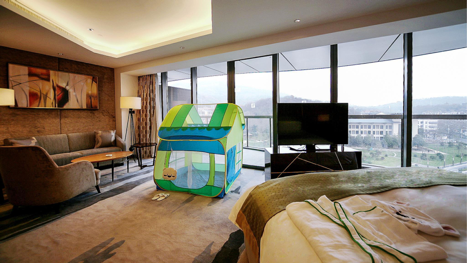 Bedroom 2, Holiday Inn Nanjing Xuanwu Lake, Nanjing