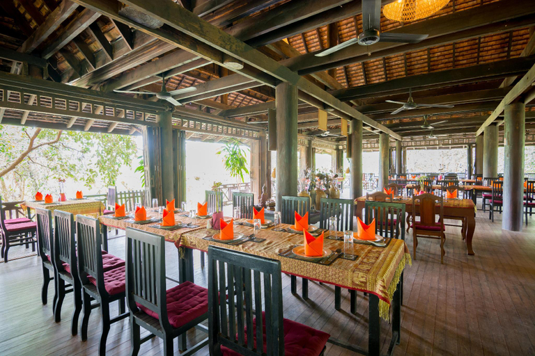Food & Drinks 5, Bong Thom Forest Lodge, Banteay Srei