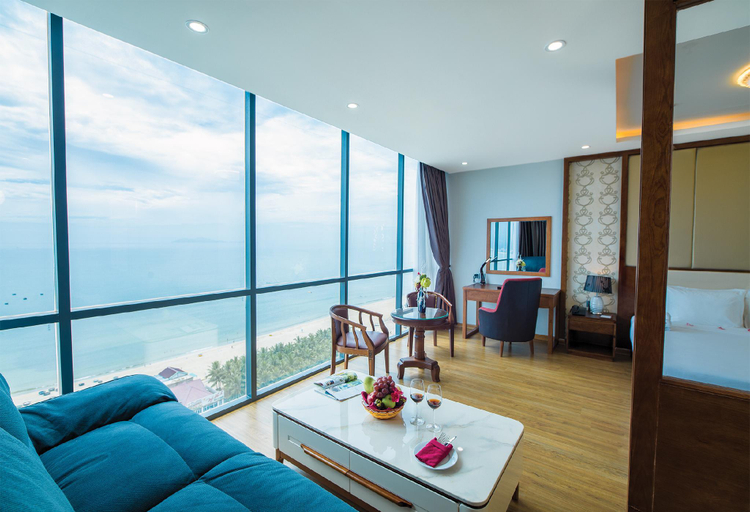 Bedroom 2, Le Hoang Beach Hotel Danang, Da Nang