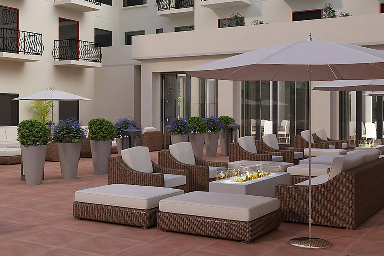 Food & Drinks 5, Four Points by Sheraton Santa Cruz Scotts Valley, Santa Cruz