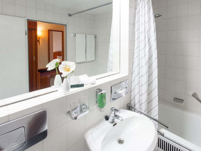 Bedroom 4, Trip Inn Bristol Hotel Mainz, Mainz