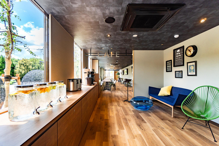 Public Area 3, I-Link Hostel & Cafe Shimanami, Imabari
