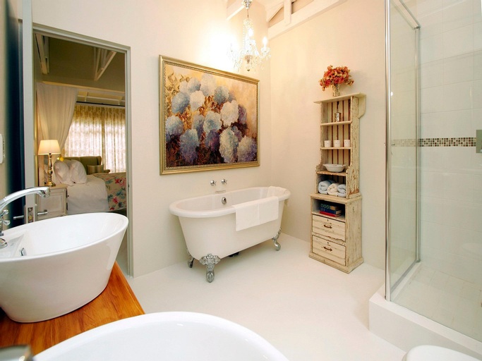 Bedroom 3, The Oyster Shack, Cacadu