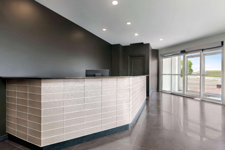 Public Area 3, Travelodge by Wyndham Rigaud, Vaudreuil-Soulanges
