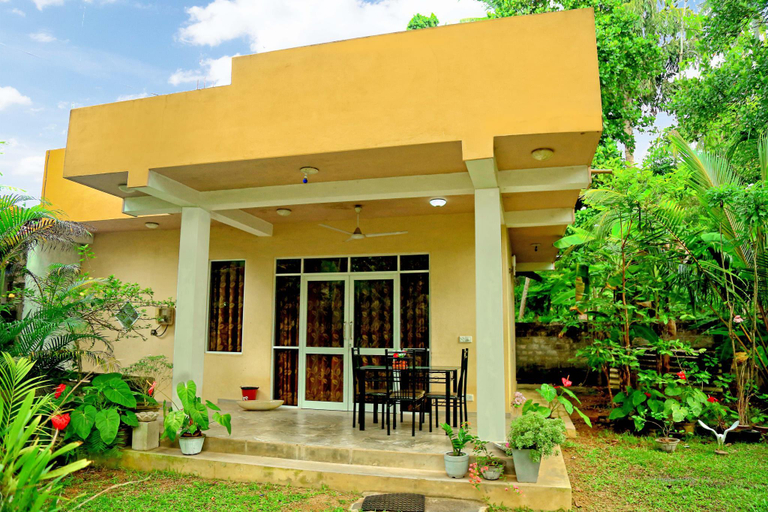 Others 4, Kurulu Garden, Balapitiya
