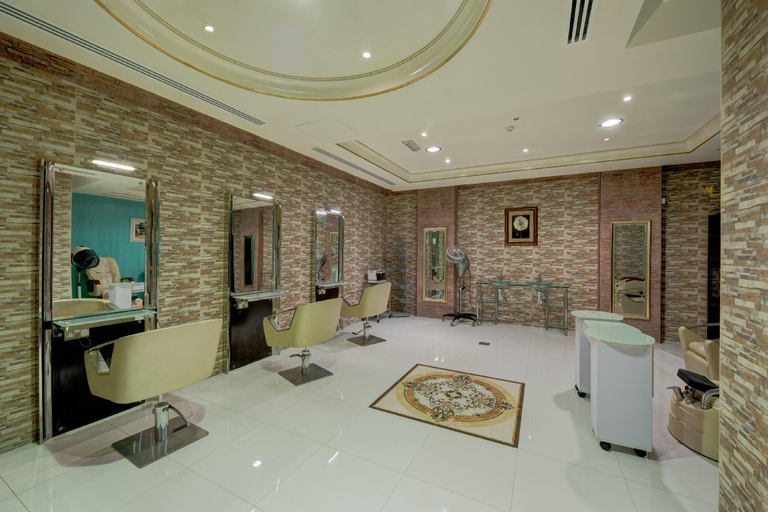 Bathroom 5, Sahara Beach Resort & Spa, Sharjah City