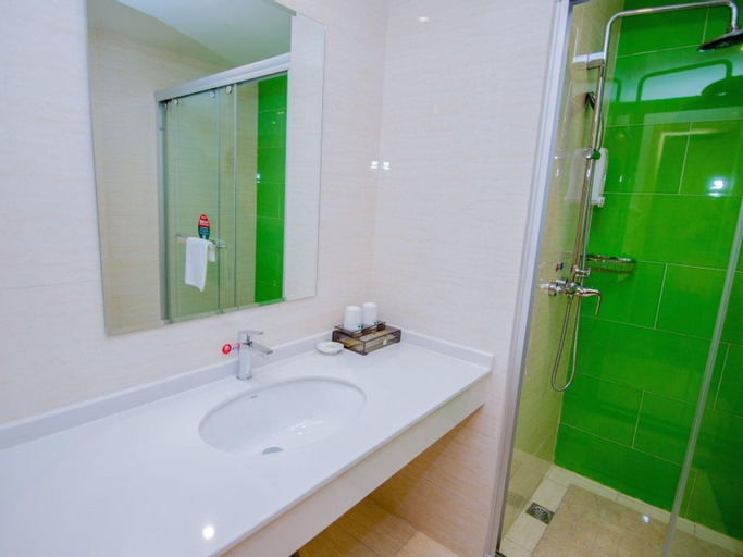 Bedroom 4, Greentree Inn Nantong Zhangzhishan Town Deli Plaza, Nantong