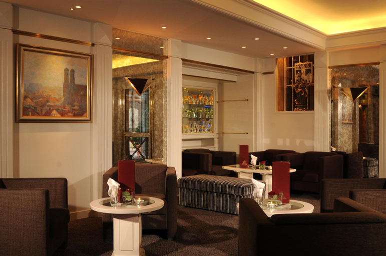 Public Area 3, Hotel Torbraeu, München