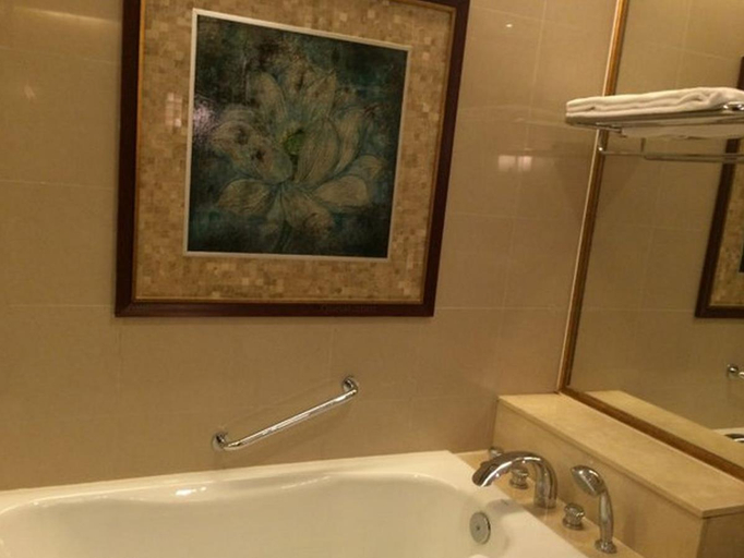 Bathroom 3, Golden Diamond Hotel Zhongshan, Zhongshan