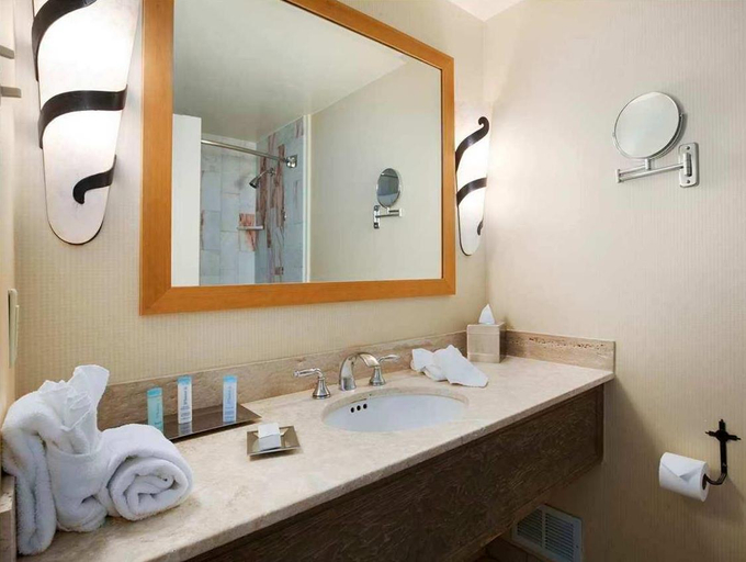 Bathroom 5, Hilton Santa Fe Historic Plaza, Santa Fe