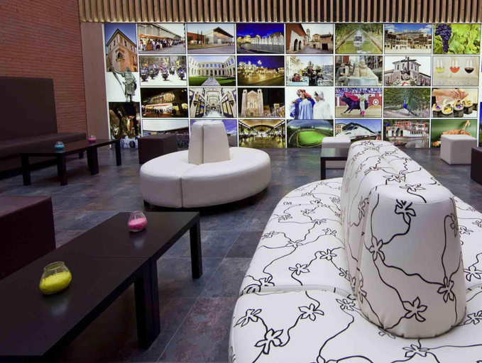 Public Area 3, Hotel Enara, Valladolid