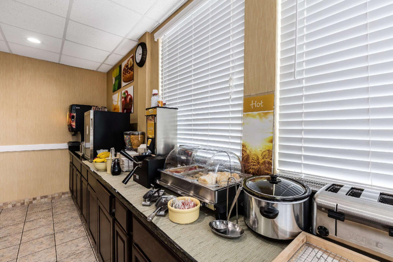 Food & Drinks 5, Quality Inn Tullahoma, Coffee