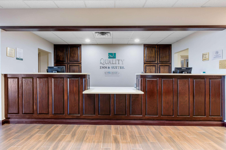 Public Area 2, Quality Inn & Suites Mountain Home North, Baxter