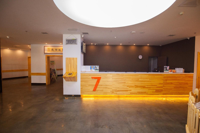 Public Area 2, 7 Days Premium· Zhoushuizi Airport Wal-Mart, Dalian