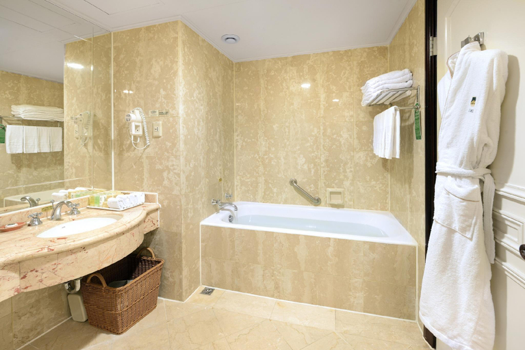 Bathroom 5, Le Midi Hotel, Nantou