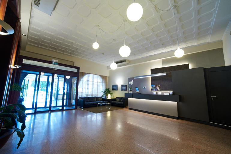 Public Area, Hotel Giardino, Novara