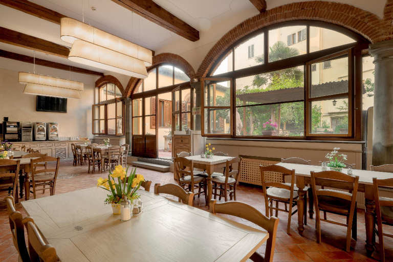 Food & Drinks 5, Hostel Archi Rossi, Florence