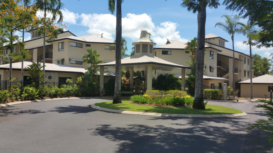 Public Area 3, Trinity Links Resort, Cairns