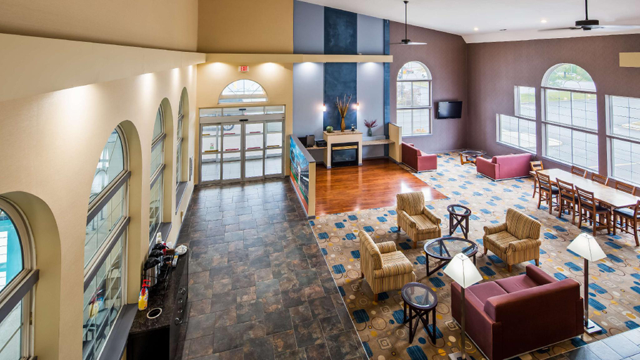 Public Area 3, Best Western Cooperstown Inn & Suites, Otsego