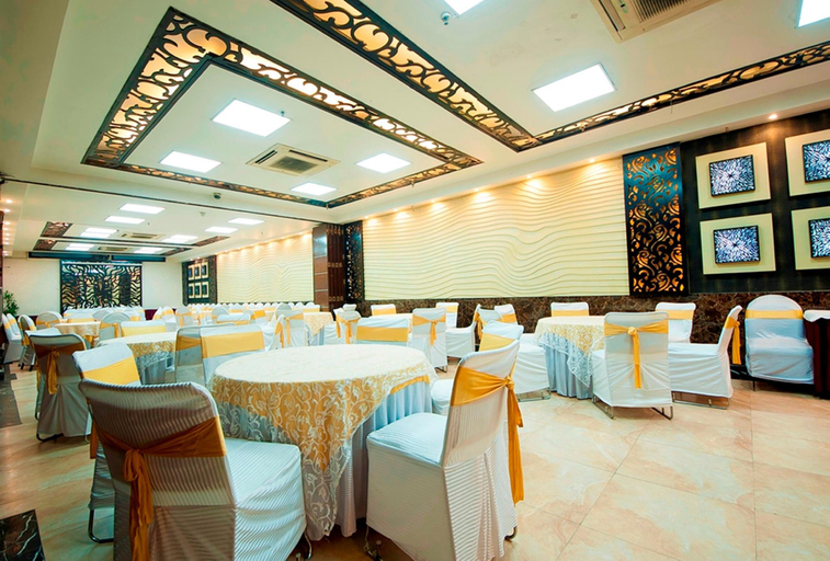 Public Area 3, Hotel Le Cadre, Delhi